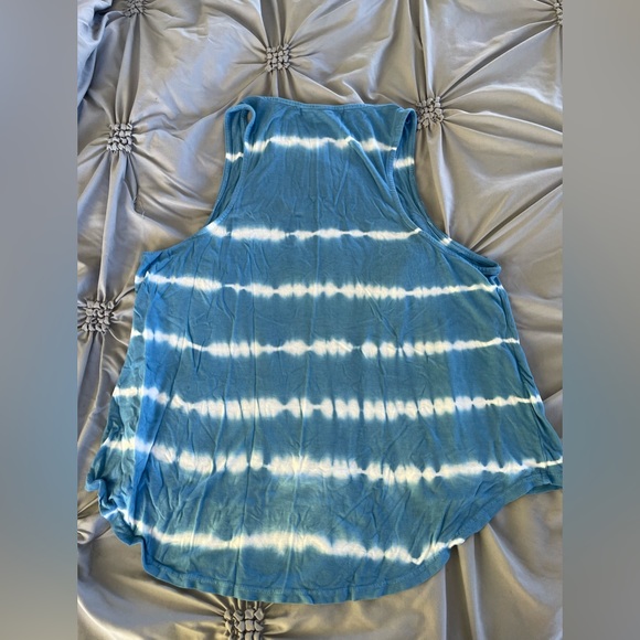 Soft ladies tank - Picture 2 of 2